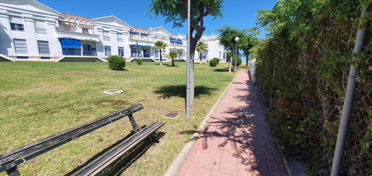 Apartamento Turistico La Jara 산루카데바라메다 외부 사진